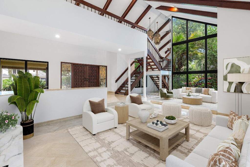 4 Bedroom Single Family Home/House's Image 9