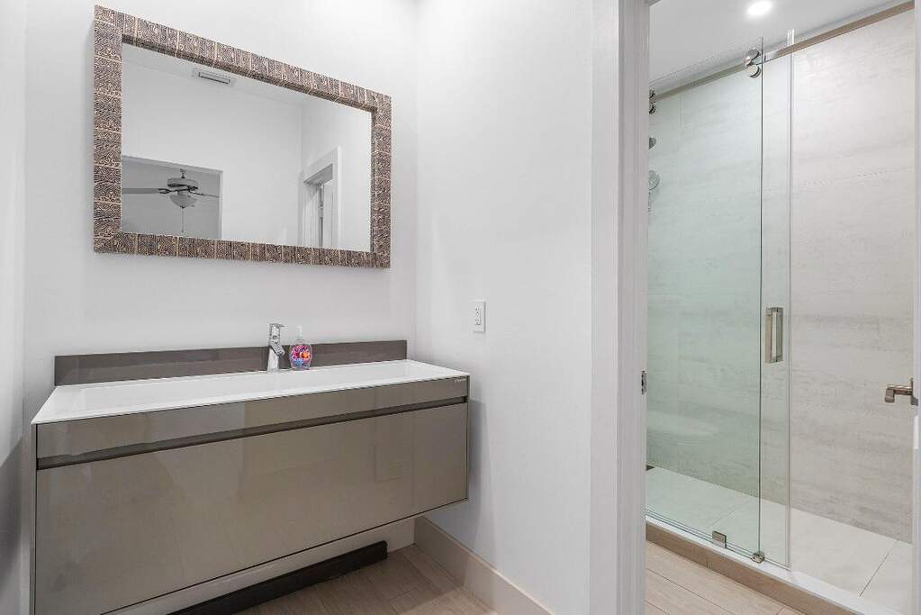 4 Bedroom Single Family Home/House's Image 31