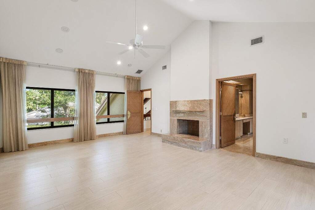 4 Bedroom Single Family Home/House's Image 49