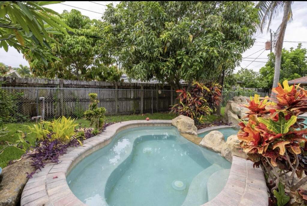 3 Bedroom Single Family Home/House's Image 25