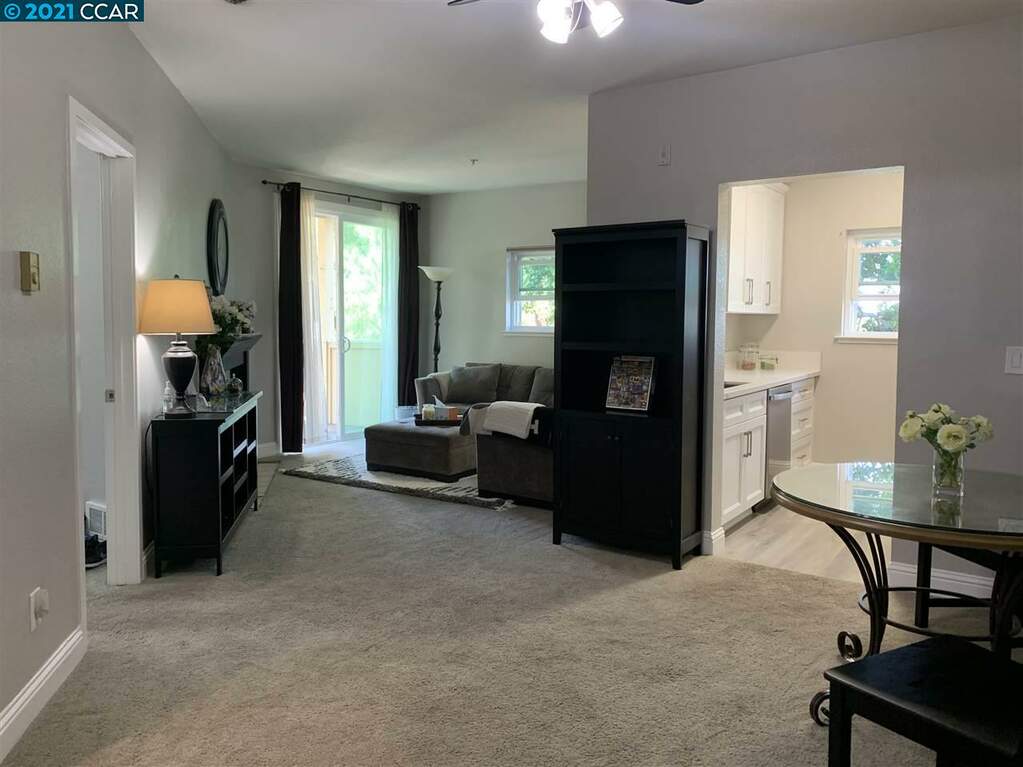 221 S Fremont St #313, San Mateo, CA 94401