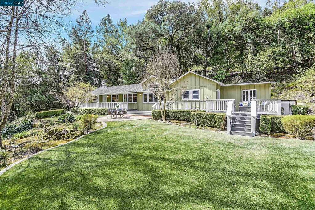 8721 Norris Canyon Rd, Castro Valley, CA 94552