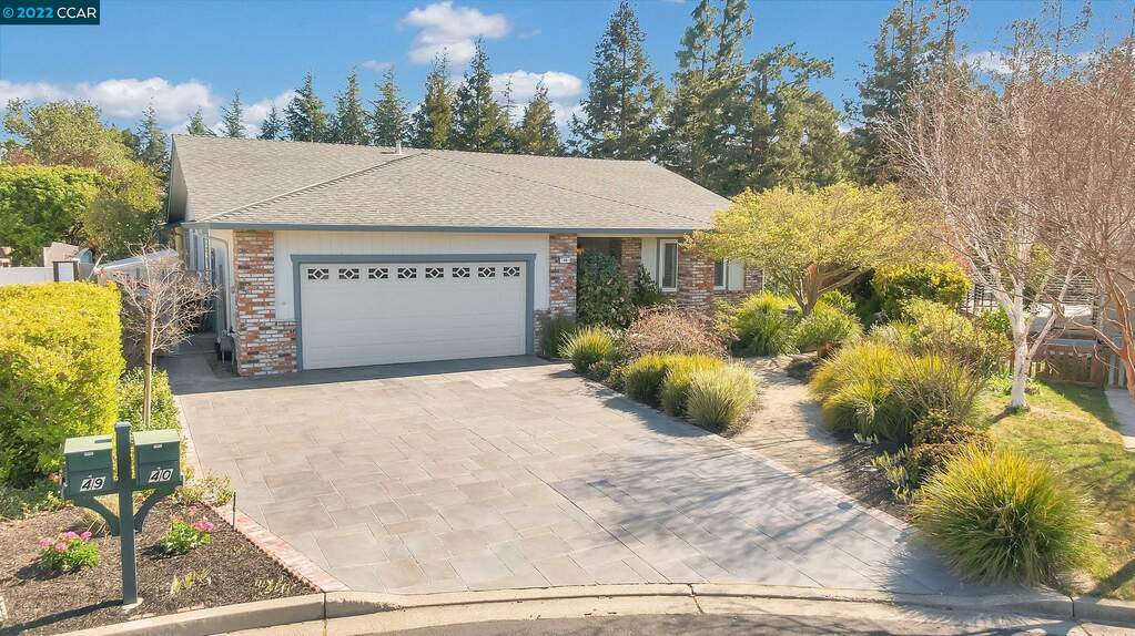 40 Park Terrace Ct, Walnut Creek, CA 94597