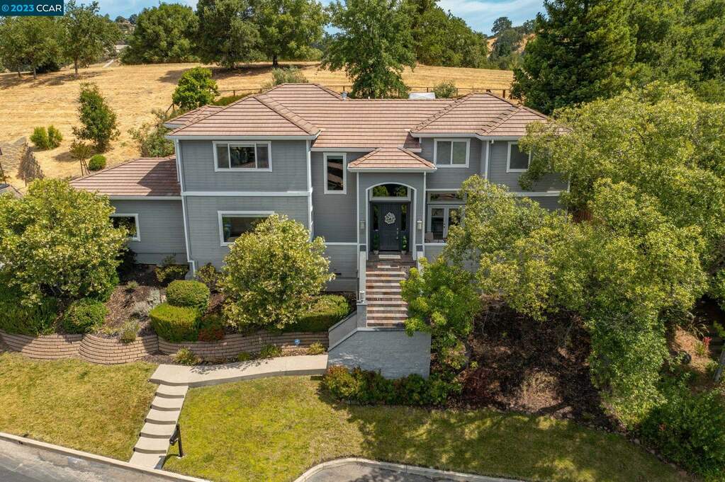 211 Meadowside Place, Danville, CA 94526