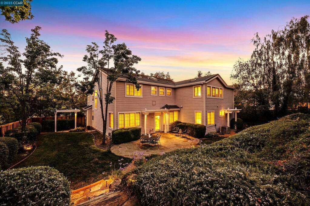 414 Kit Fox Ct, Walnut Creek, CA 94598