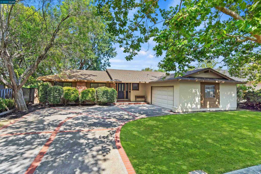 3516 Tupelo Dr, Walnut Creek, CA 94598