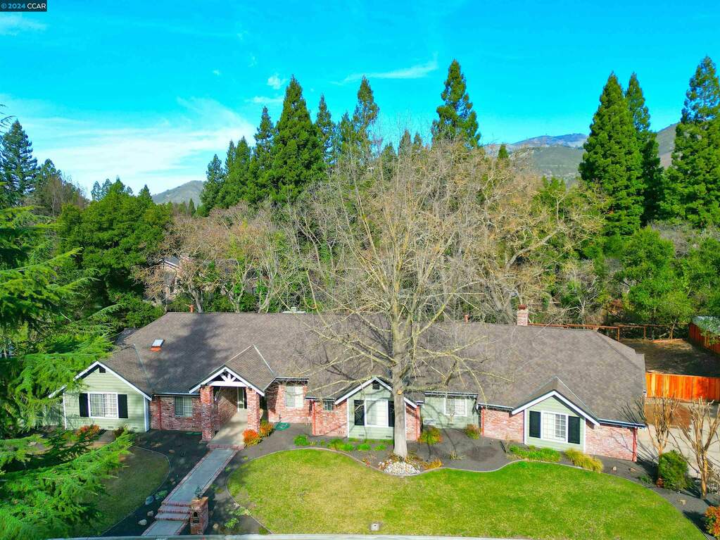 2365 Fish Creek Pl, Danville, CA 94506