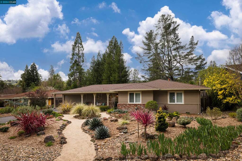 192 Ivy Drive, Orinda, CA 94563