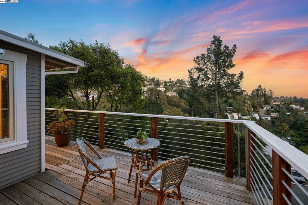 39 Merriewood Cir, Oakland, CA 94611
