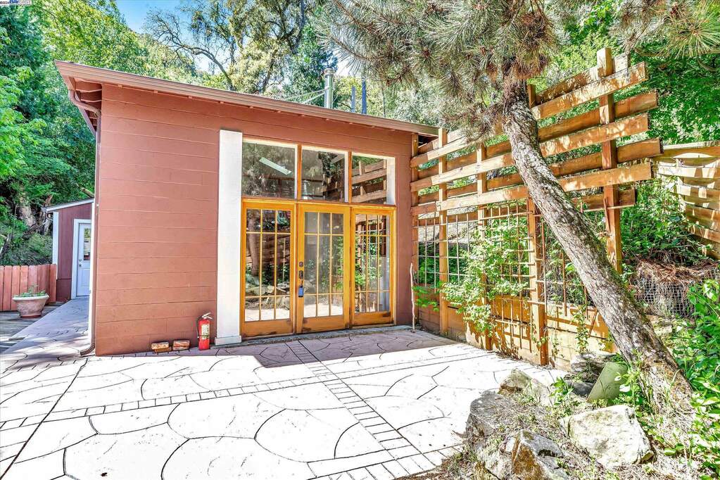 12062 Glenora Way, Sunol, CA 94586