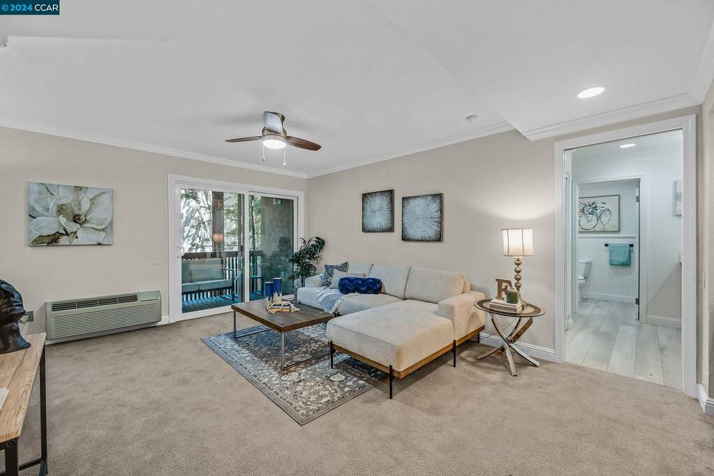 1236 Walker Ave #207, Walnut Creek, CA 94596