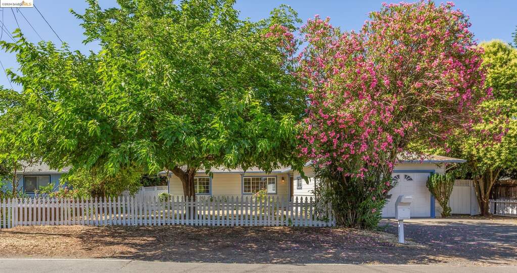 3484 Euclid Ave, Concord, CA 94519