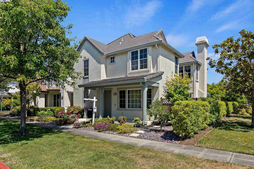399 Tucker Ave, Alameda, CA 94501