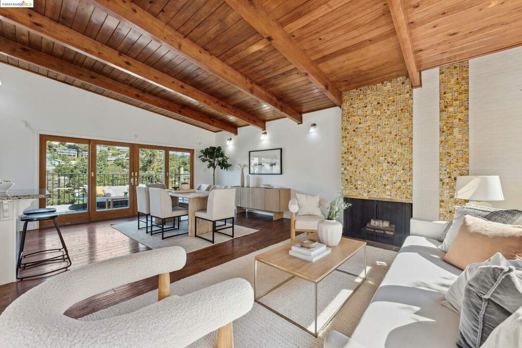 295 Scenic Ave photo