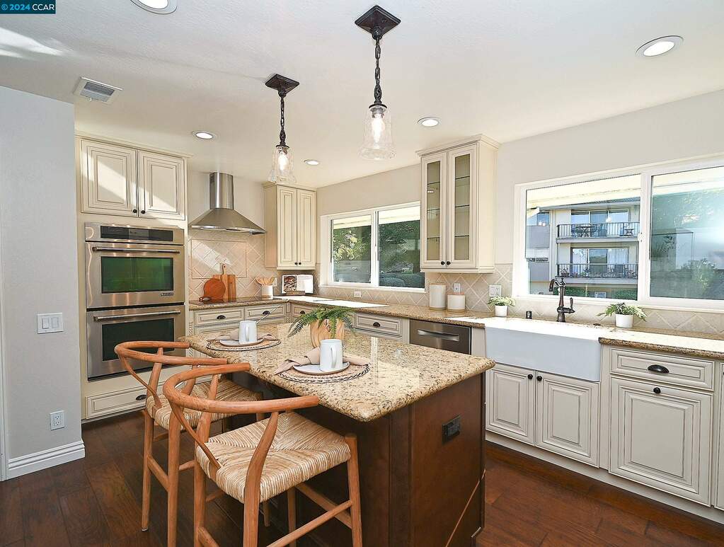 1579 Ptarmigan Drive #1B, Walnut Creek, CA 94595