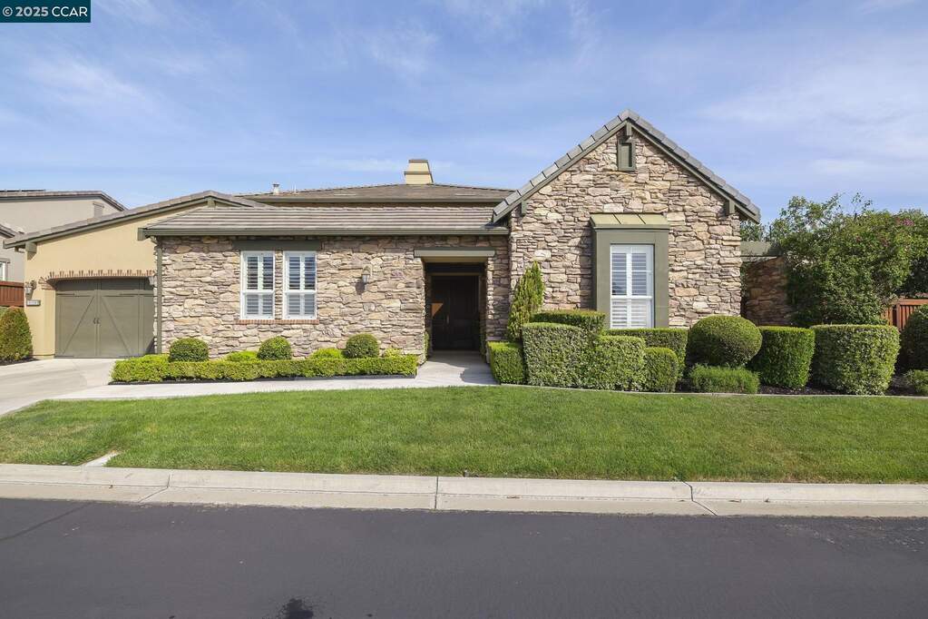 1803 Sauternes Ct, Brentwood, CA 94513