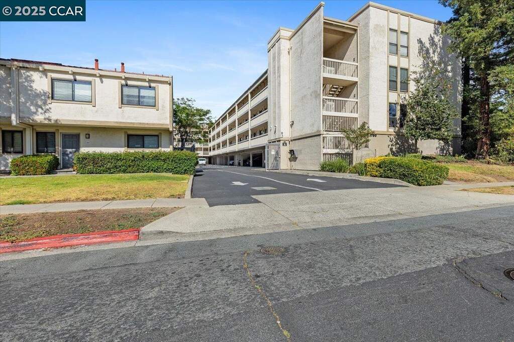 1790 Ellis St #17, Concord, CA 94520