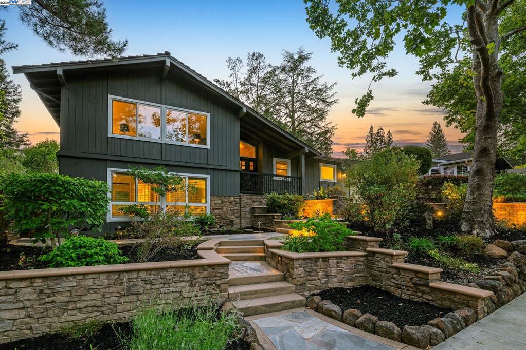 587 Old Orchard Dr, Danville, CA 94526
