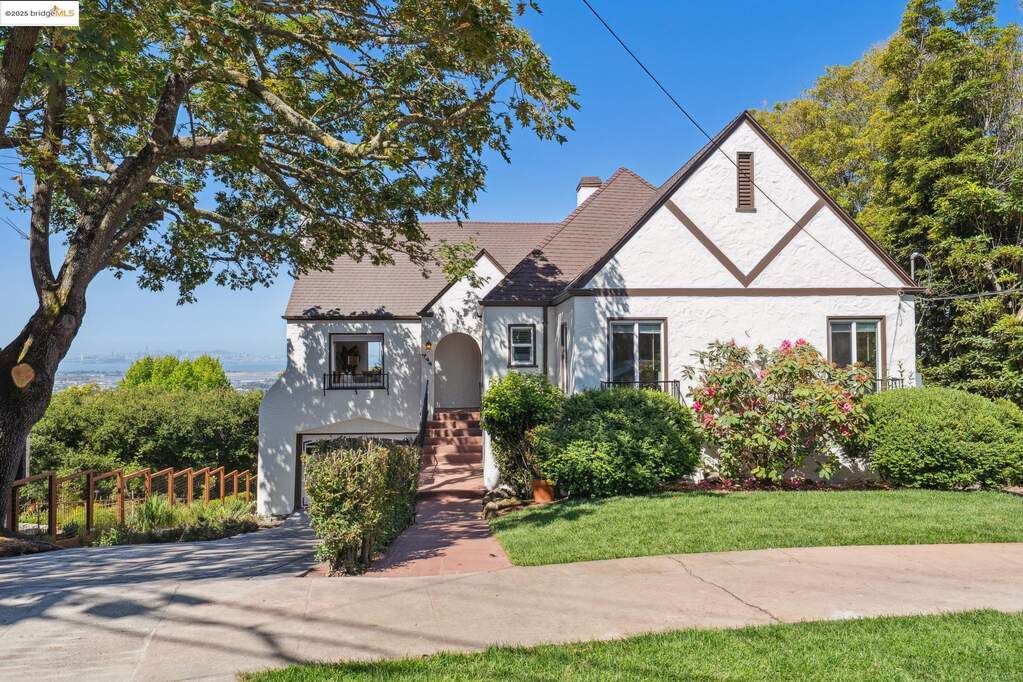 744 Coventry Road photo