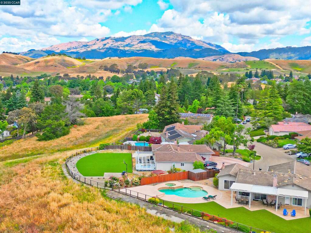 130 Samoa Ct, San Ramon, CA 94582