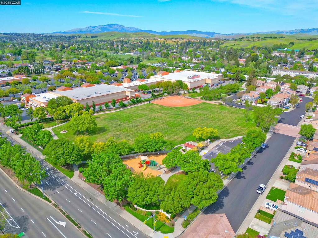 1 Lupine Ln, San Ramon, CA 94583