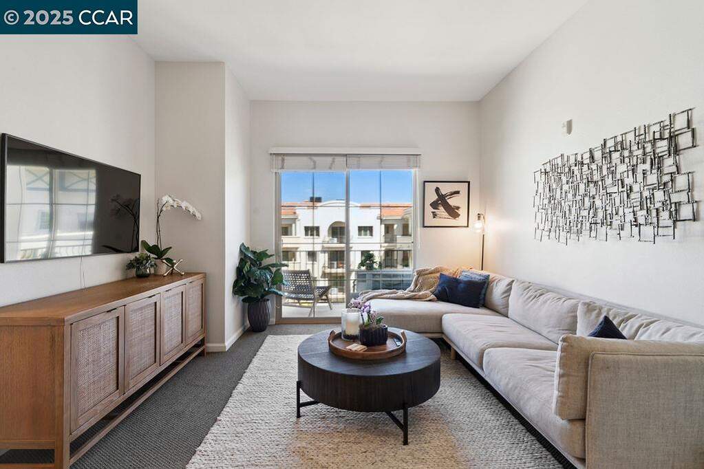 1315 Alma Ave #412, Walnut Creek, CA 94596