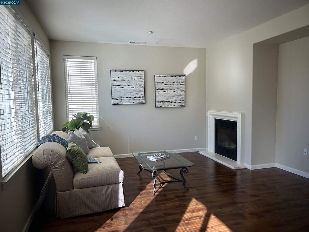 389 Black Rock Street, Brentwood, CA 94513