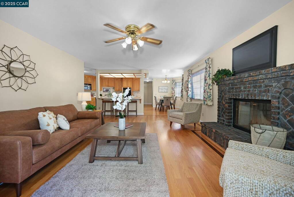 1075 Irwin Court, Concord, CA 94518