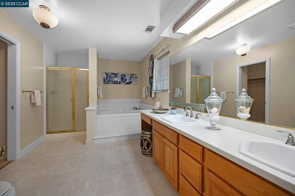 1075 Irwin Court, Concord, CA 94518