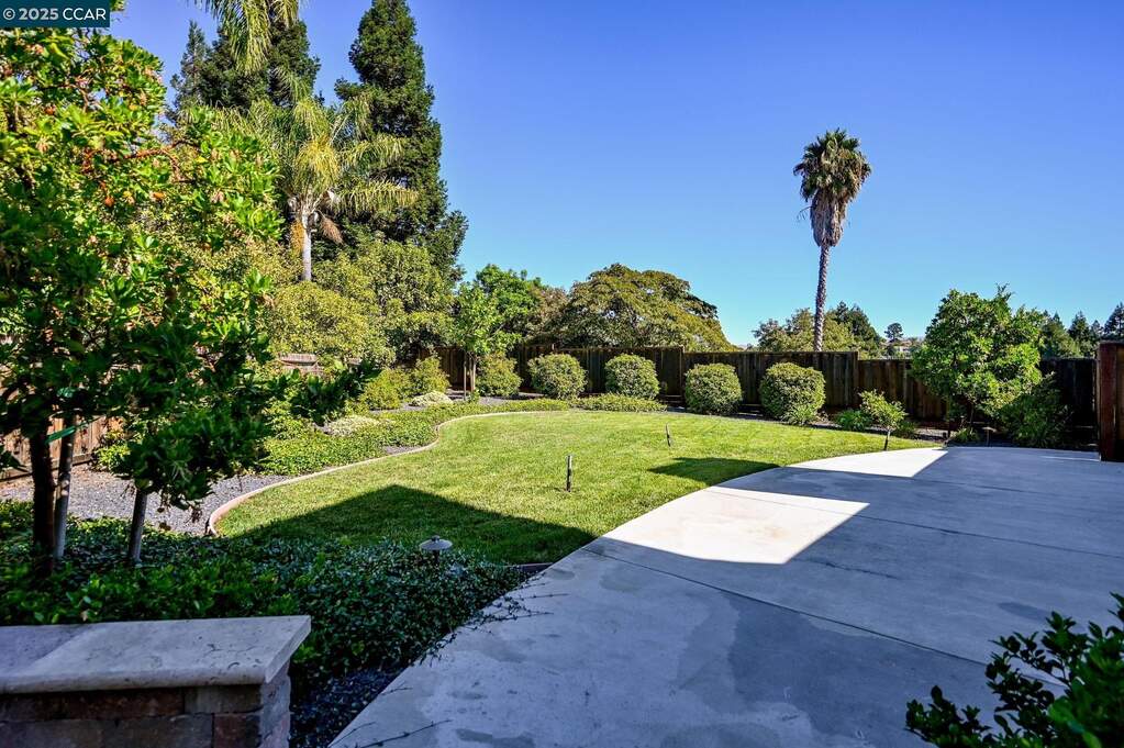 1075 Irwin Court, Concord, CA 94518