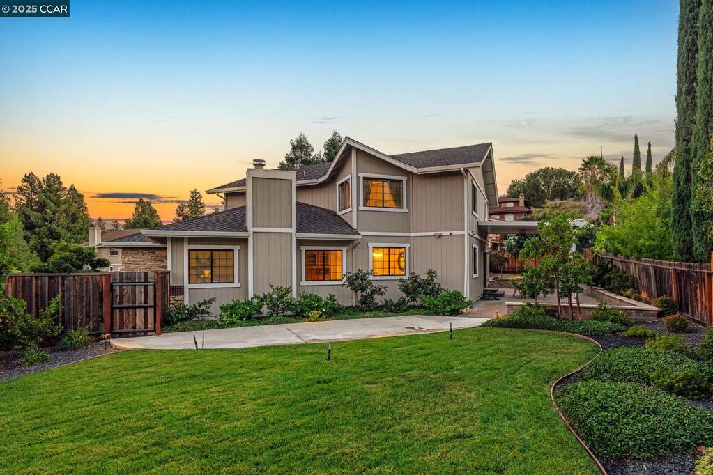 1075 Irwin Court, Concord, CA 94518