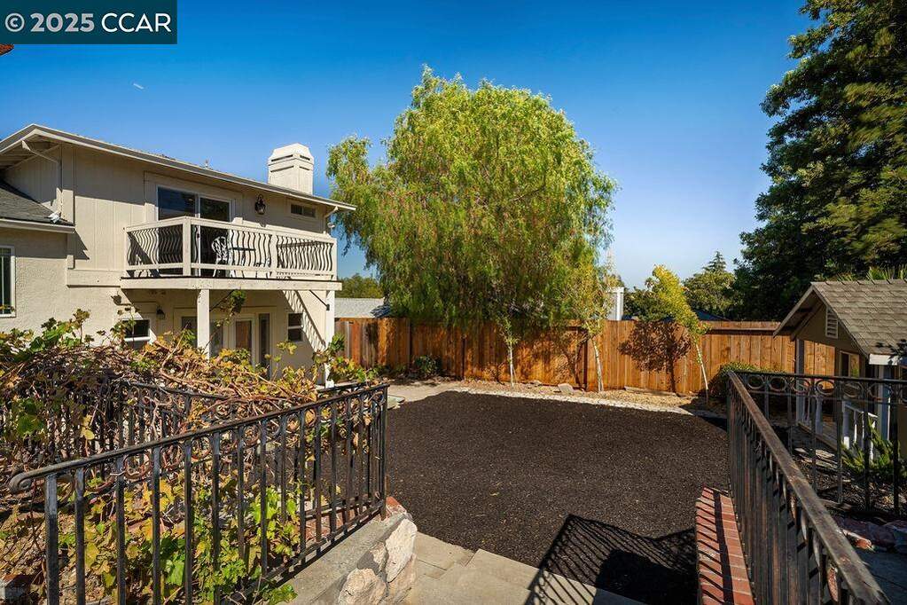 3988 Alta Vista Cir, Pittsburg, CA 94565