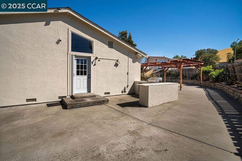 3988 Alta Vista Cir, Pittsburg, CA 94565