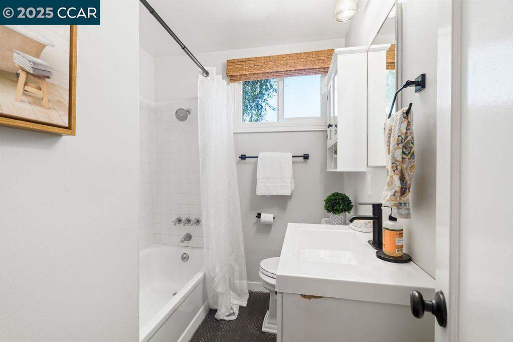 15 Buena Vista, Benicia, CA 94510