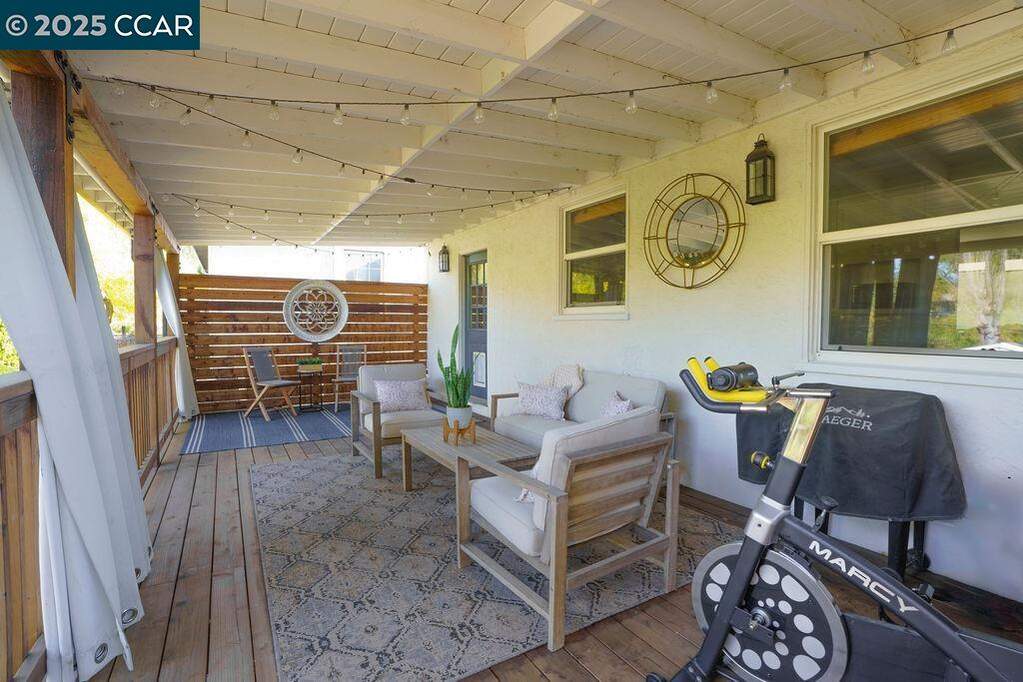 15 Buena Vista, Benicia, CA 94510