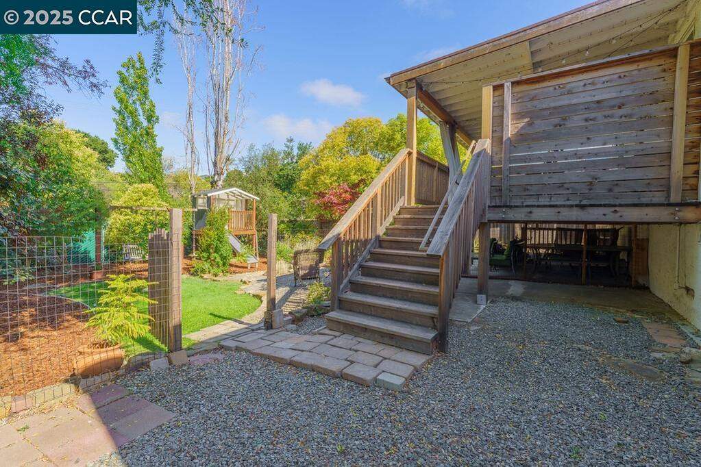 15 Buena Vista, Benicia, CA 94510