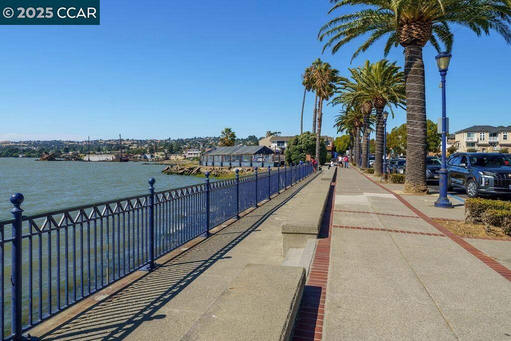 15 Buena Vista, Benicia, CA 94510