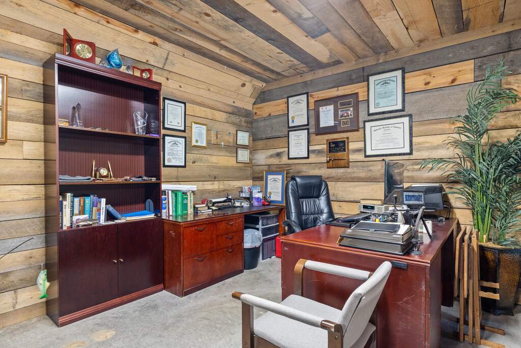 3 Bedroom Single Family Home/House's Image 25