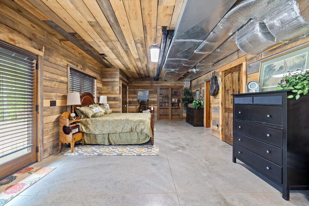 3 Bedroom Single Family Home/House's Image 28