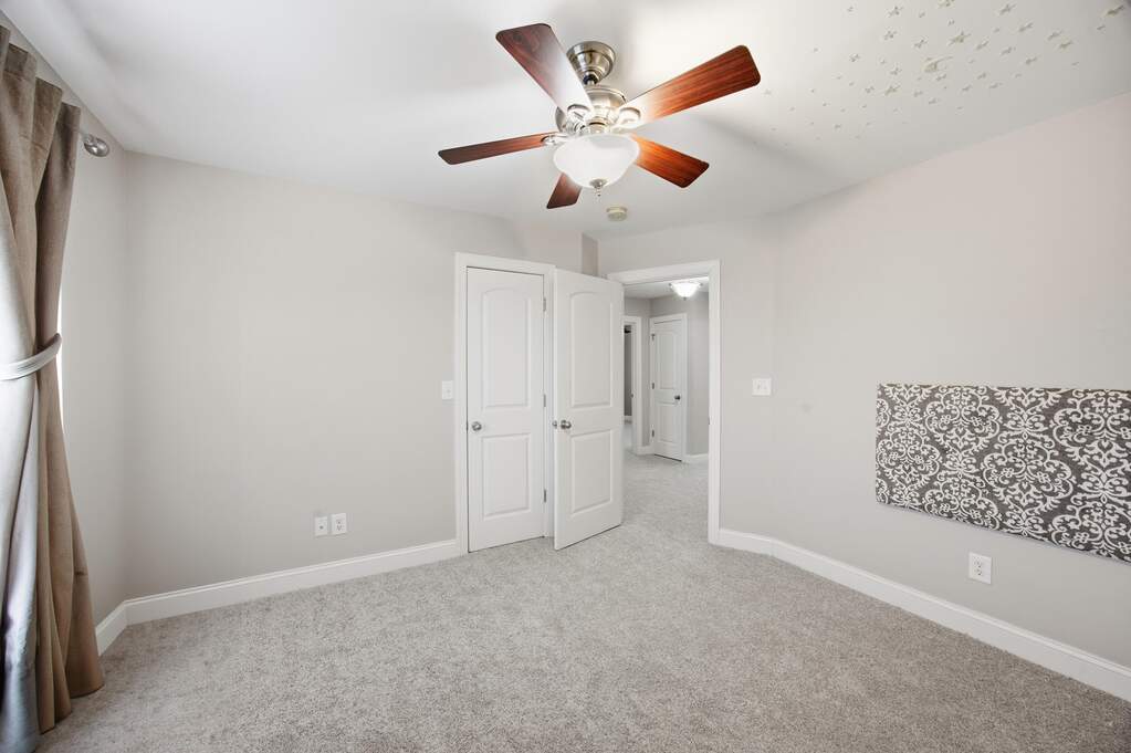 5 Bedroom Single Family Home/House's Image 22
