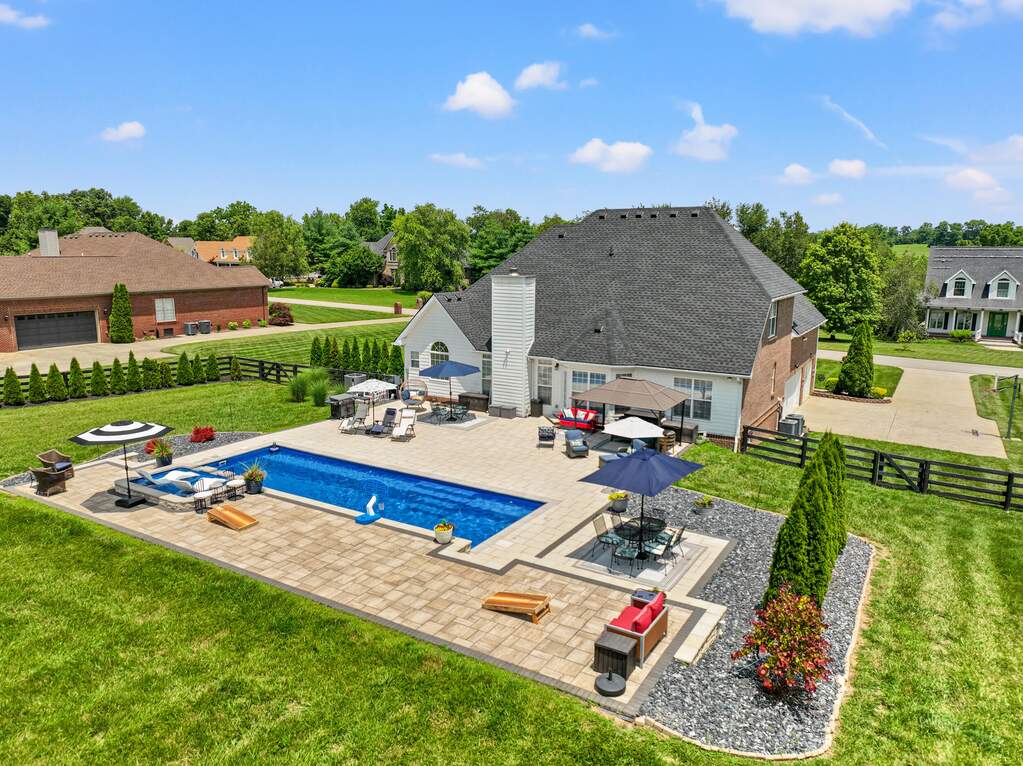5 Bedroom Single Family Home/House's Image 39