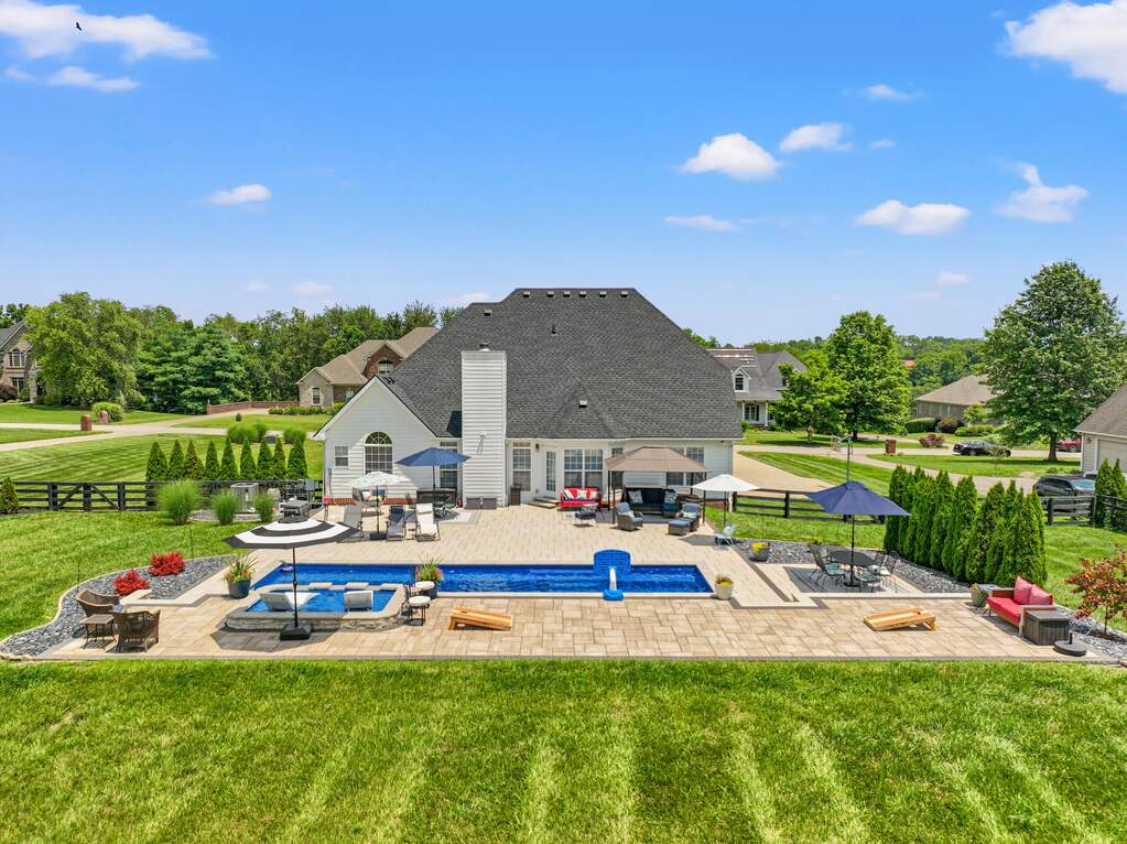 5 Bedroom Single Family Home/House's Image 40