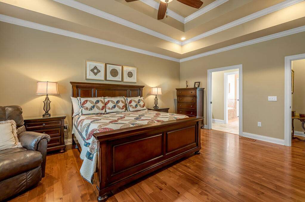 5 Bedroom Single Family Home/House's Image 24
