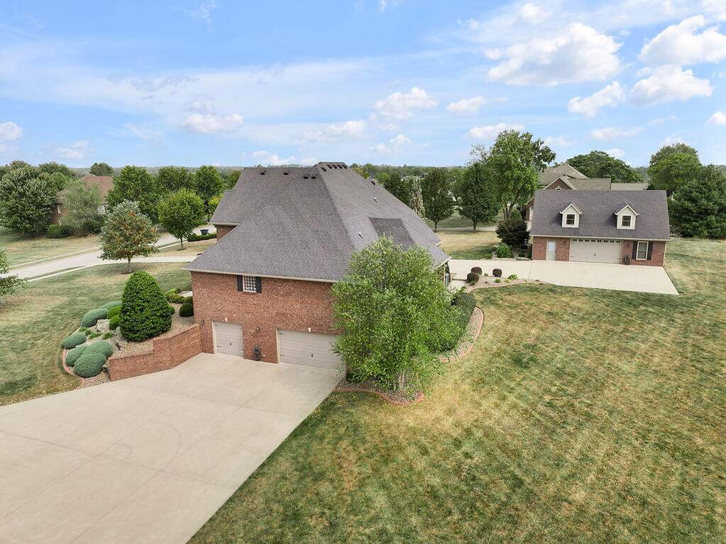 5 Bedroom Single Family Home/House's Image 51