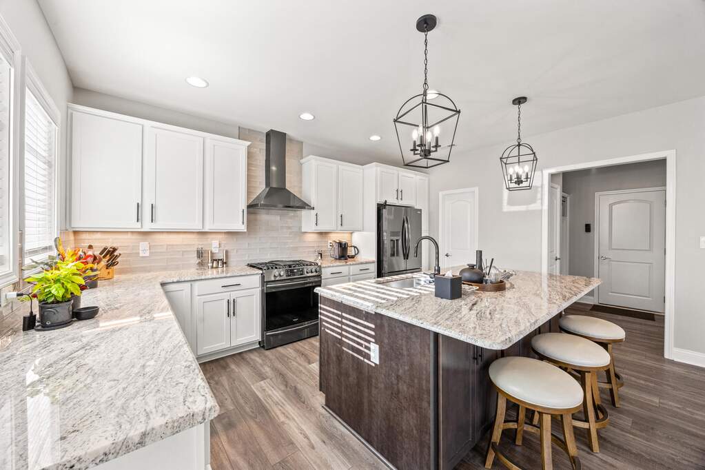 4 Bedroom Single Family Home/House's Image 8