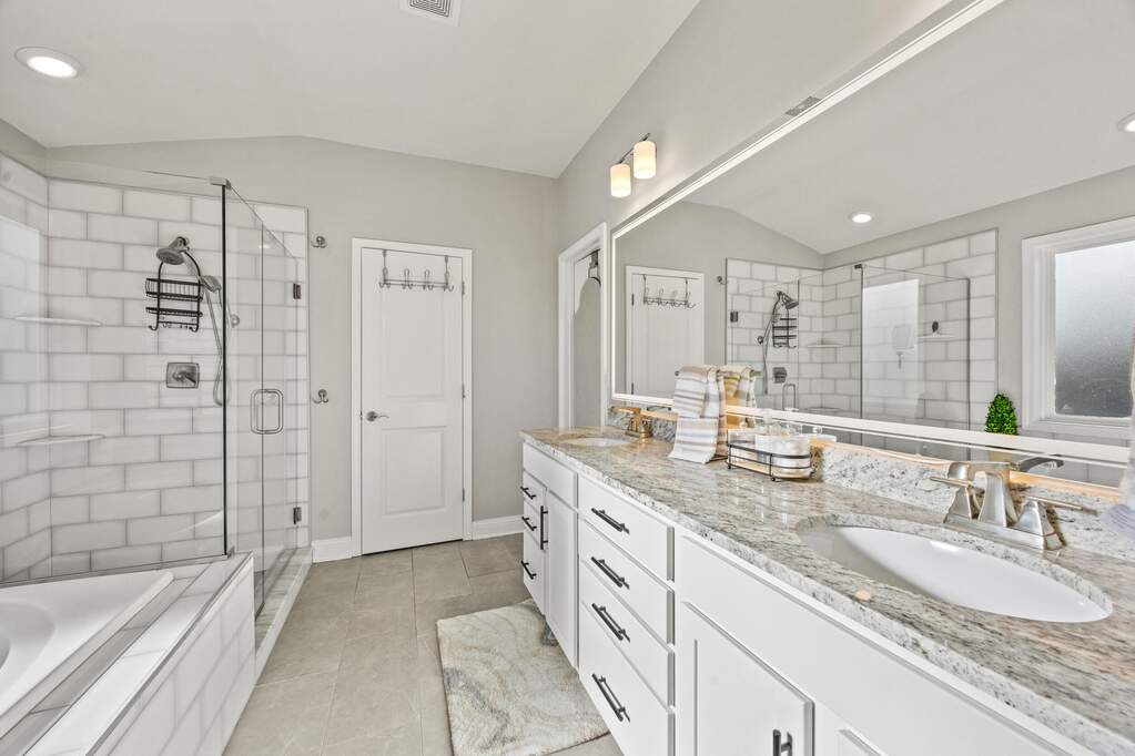 4 Bedroom Single Family Home/House's Image 15