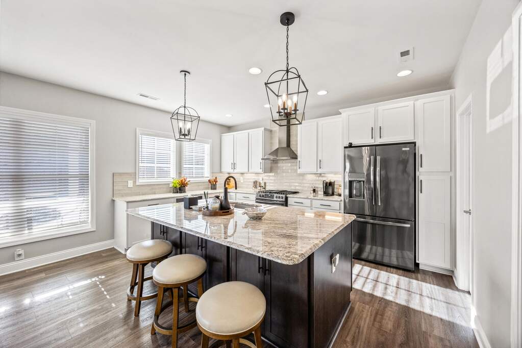 4 Bedroom Single Family Home/House's Image 6