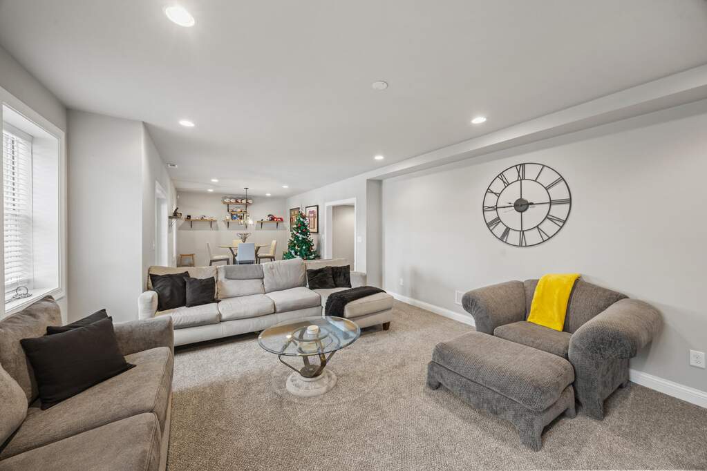 4 Bedroom Single Family Home/House's Image 30