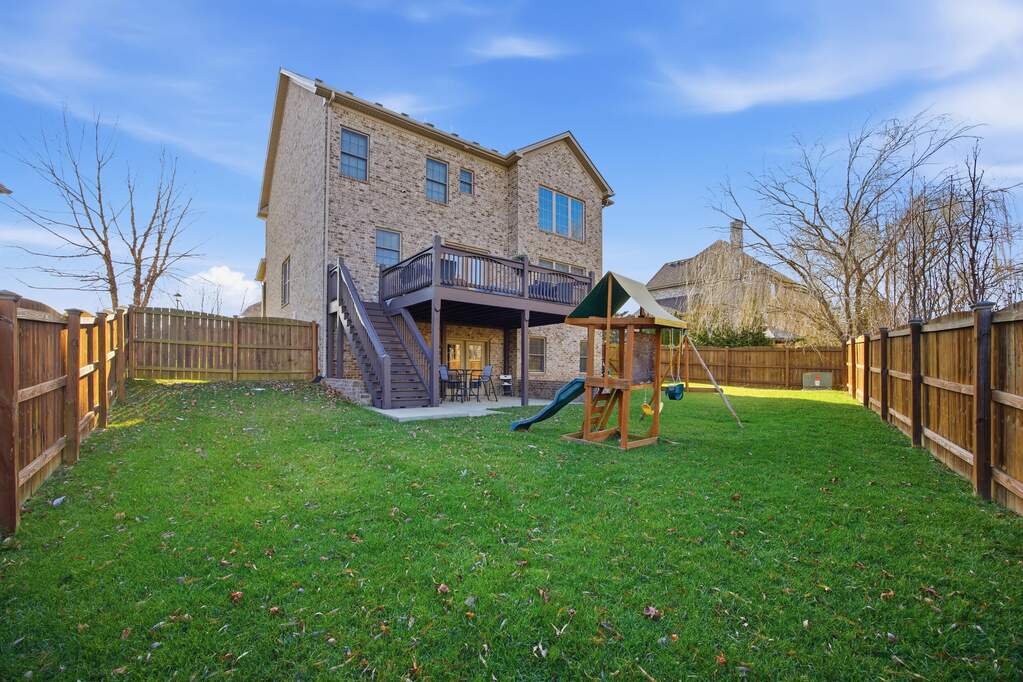 4 Bedroom Single Family Home/House's Image 40