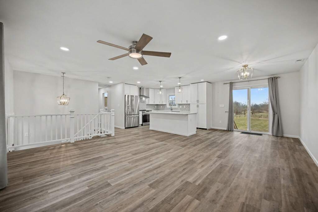 4 Bedroom Single Family Home/House's Image 7